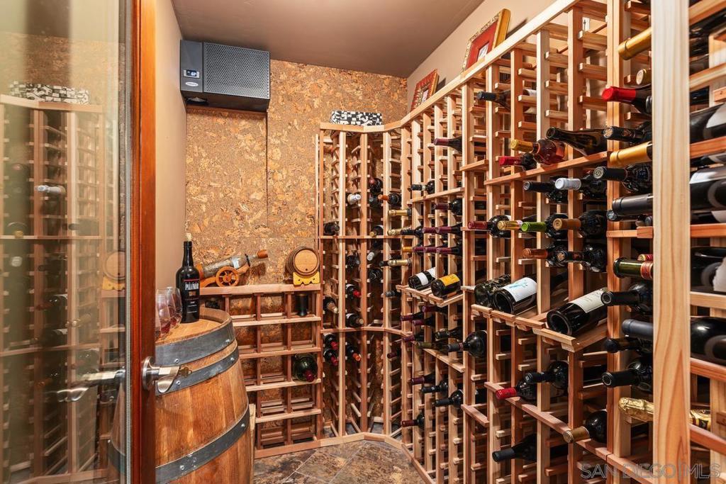 MLS #250030585SD img 24