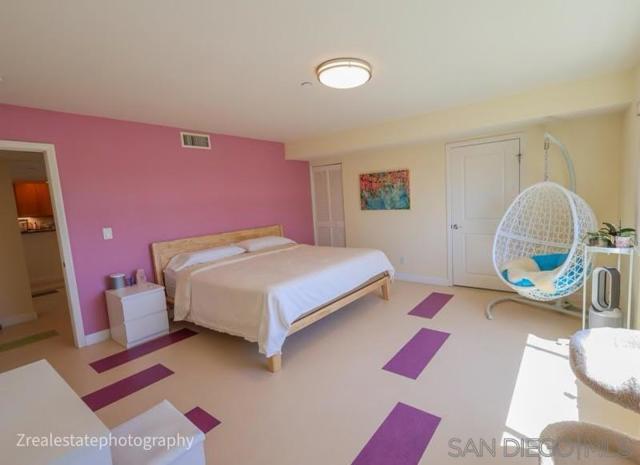 5764 San Vicente Blvd, Los Angeles, California 90019, 2 Bedrooms Bedrooms, ,2 BathroomsBathrooms,Condominium,For Sale,San Vicente Blvd,240019606SD