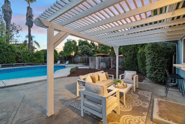 5963 Larabee Court, San Jose CA: https://media.crmls.org/mediaz/106c92e3-605e-494c-89f9-d1a727fbea66.jpg