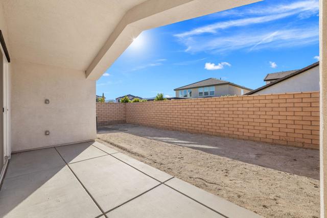 42501 Solicio Way, Indio CA: https://media.crmls.org/mediaz/106cc4b8-37d2-4c77-8b5b-618978b5f372.jpg