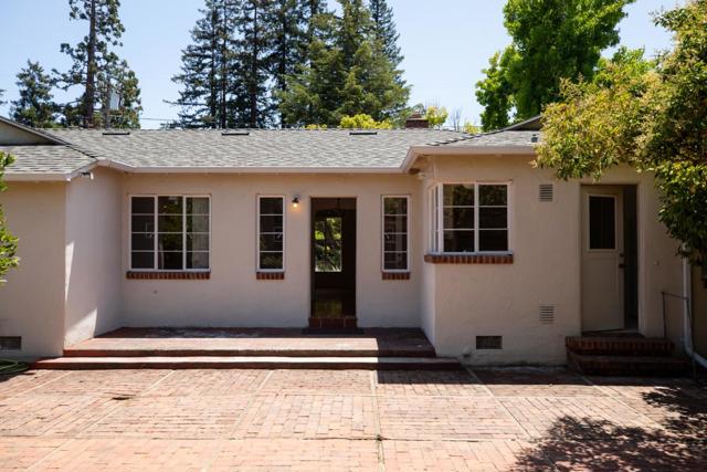 61 Sylvian Way, Los Altos CA: https://media.crmls.org/mediaz/106e7c63-8a58-4950-860e-71691804c07a.jpg