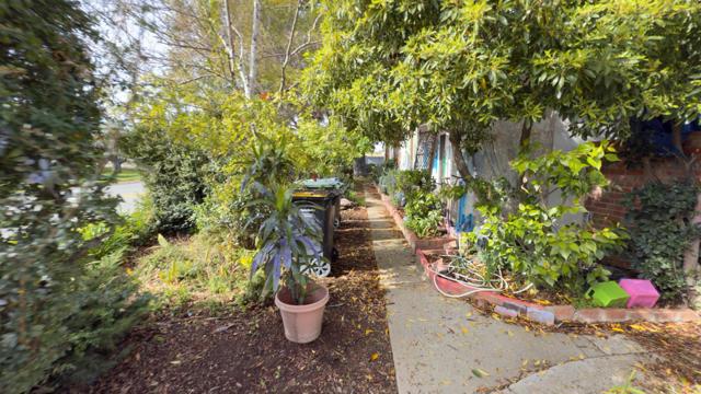 909 Elizabeth Way, Sunnyvale CA: https://media.crmls.org/mediaz/106f3d7a-8a8d-4ec6-8233-9ad2190eb8ba.jpg