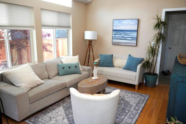 14685 Oka Road, Los Gatos CA: https://media.crmls.org/mediaz/106f4425-4d03-4681-8116-cbe30e89cc27.jpg