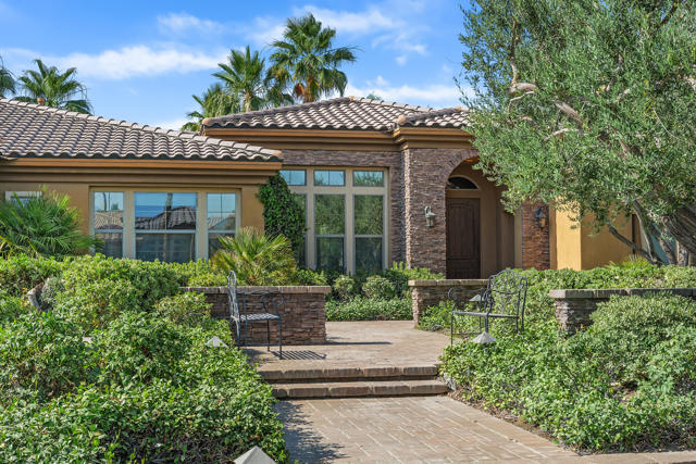 78494 Blackstone Court, Bermuda Dunes CA: https://media.crmls.org/mediaz/1071072b-4686-4859-a00d-cd74b4200303.jpg