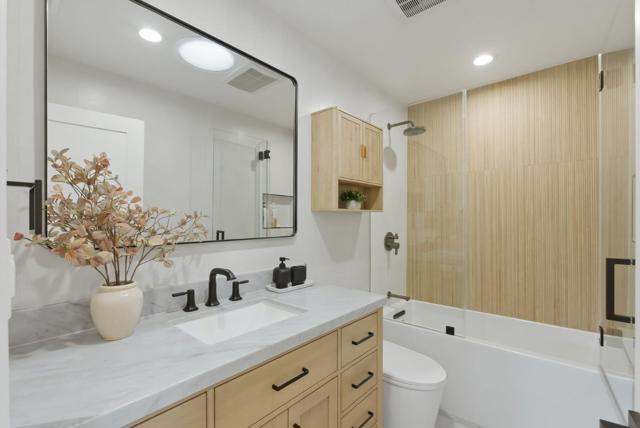 Image 23 of 36 For 999 Andover Way