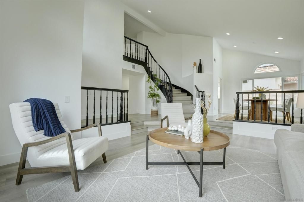 MLS #250025010SD img 9