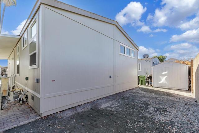 2574 Whispering Hills Circle, San Jose CA: https://media.crmls.org/mediaz/10732113-d26b-4f8d-a5d8-c9e7dd56ae2c.jpg