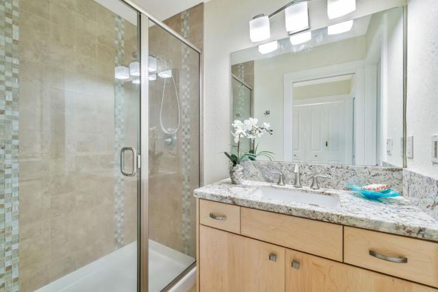 115 Fairway Village Court, Murphys CA: https://media.crmls.org/mediaz/10733685-dbfc-42e6-a113-8c37af38117a.jpg