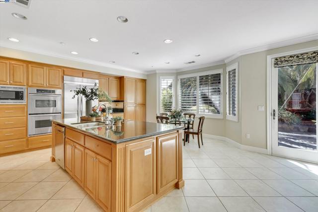 Image 16 of 58 For 2597 Ancona Cir