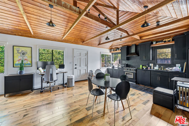 1 Bed Home for Sale in Los Angeles, California
