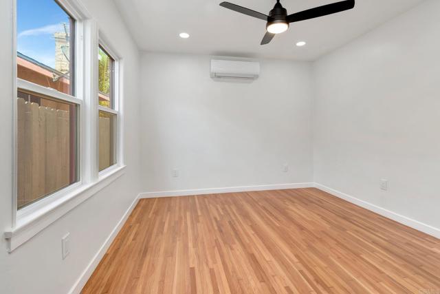 Image 22 of 41 For 4406 40th St