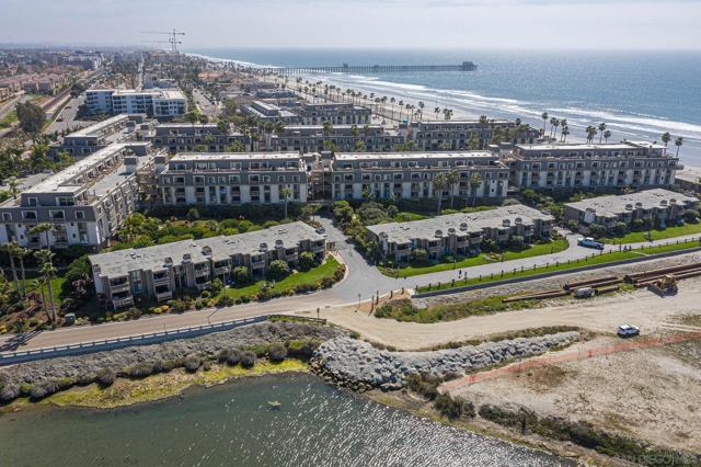 999 N Pacific St, Oceanside CA: https://media.crmls.org/mediaz/1075814c-81c6-4590-a103-d462dd16f544.jpg