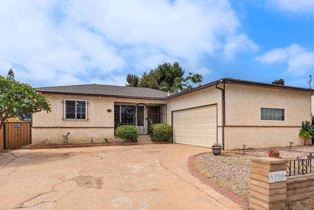 5750 Roanoke St, San Diego CA: https://media.crmls.org/mediaz/1075dabe-a6af-41d4-85d9-8bffc4811af2.jpg