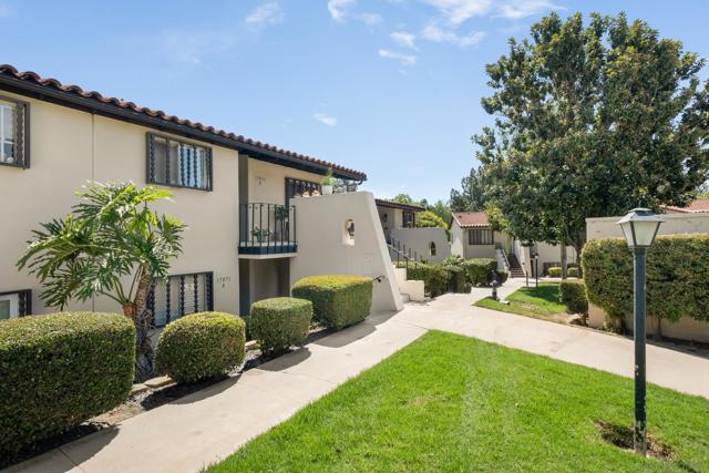 17071 Bernardo Center Drive, San Diego CA: https://media.crmls.org/mediaz/1077a9d1-d8c5-472a-9b58-abdada190474.jpg