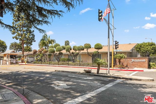 3500 W Manchester Boulevard, Inglewood CA: https://media.crmls.org/mediaz/107c620d-d504-4bd1-a9d8-57525370588e.jpg