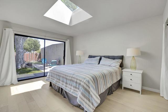 111 E Hedding Street, San Jose CA: https://media.crmls.org/mediaz/107e9d6f-2bf7-462d-925b-25cd5cad35fb.jpg
