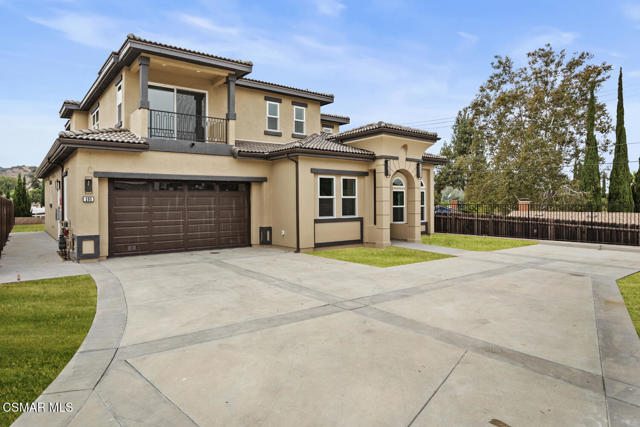 295 Toyon Court, Thousand Oaks CA: https://media.crmls.org/mediaz/107ea257-ee95-490d-bd27-abff50ff9b7f.jpg