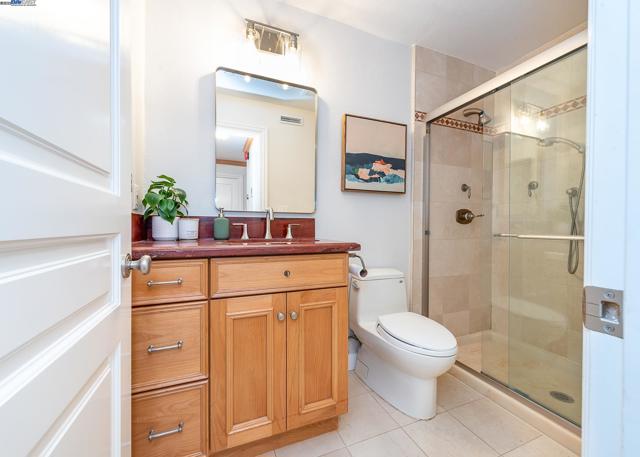 32760 Orick St, Union City CA: https://media.crmls.org/mediaz/1080c78a-daae-4f1a-86ae-f6636ac5f055.jpg