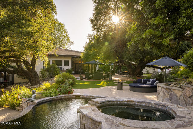 4525 Rayburn Street, Westlake Village CA: https://media.crmls.org/mediaz/108165f2-7a7b-440b-b504-eddb86b6f701.jpg