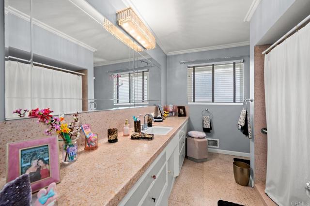 Detail Gallery Image 17 of 26 For 4064 Acacia St, Riverside,  CA 92503 - 4 Beds | 2 Baths