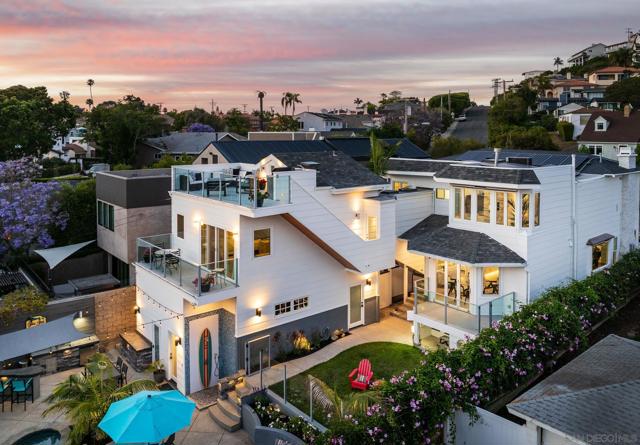 7570 Cabrillo Ave, La Jolla CA: https://media.crmls.org/mediaz/108393ae-9278-4889-9a5d-56a880511e48.jpg
