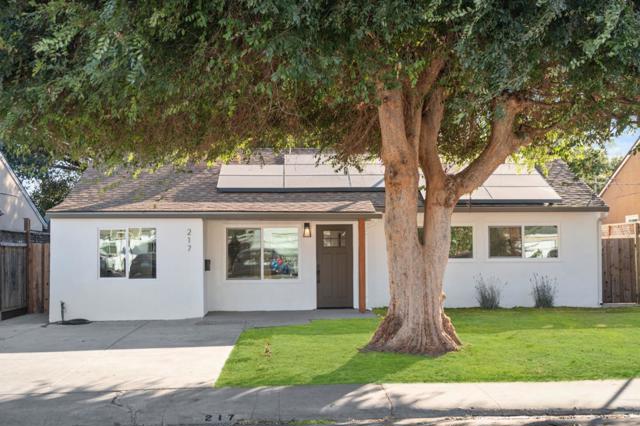 217 N Cragmont Avenue, San Jose CA: https://media.crmls.org/mediaz/1083aaf8-e98b-4d31-aab8-7c3865a59538.jpg