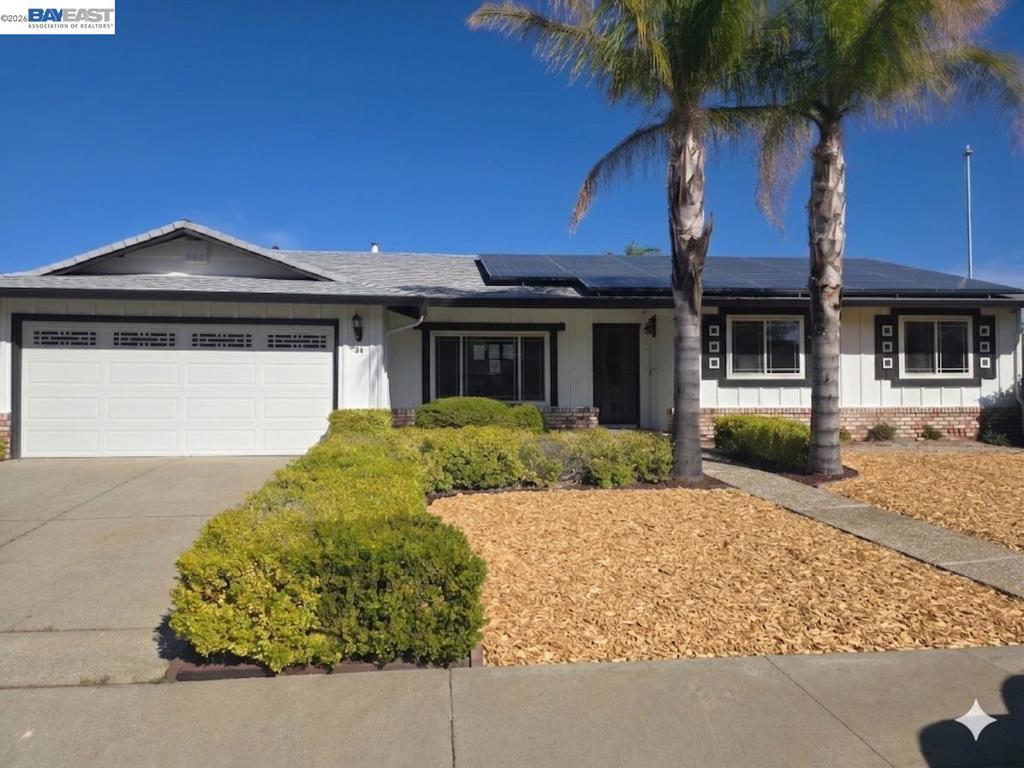 34 Kingswood Drive