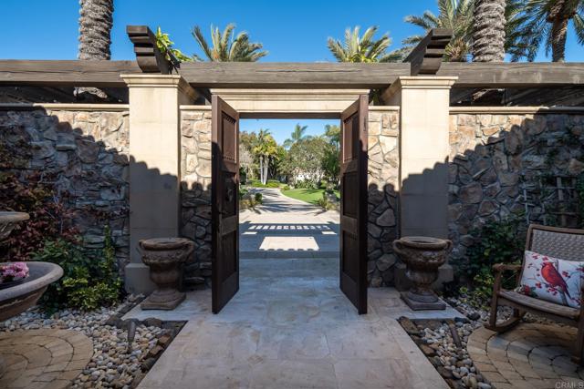 7756 St Andrews Road, Rancho Santa Fe CA: https://media.crmls.org/mediaz/1084f602-b5c0-4c5e-83a9-5334deb1e660.jpg