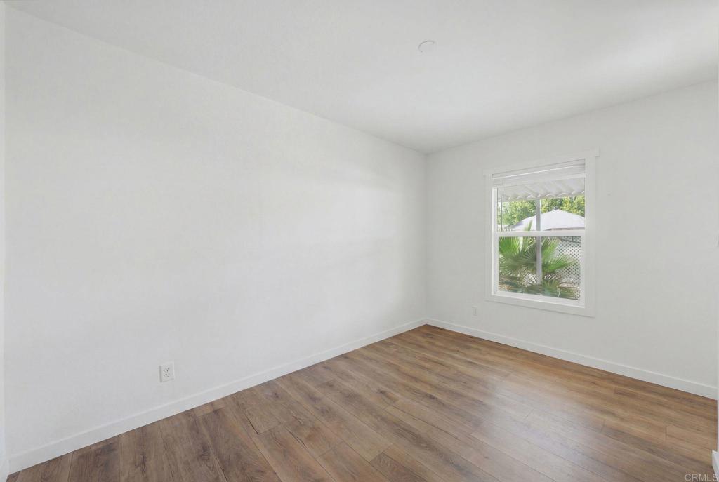 2700 Valley Parkway - photo 15