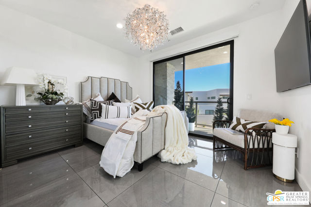 141 Blue Moon Drive, Palm Springs, CA 92262