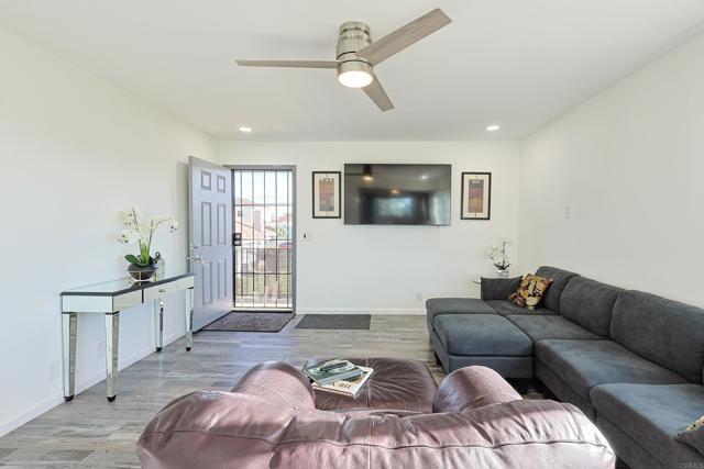 Detail Gallery Image 7 of 26 For 2437 D St, National City,  CA 91950 - 3 Beds | 2 Baths