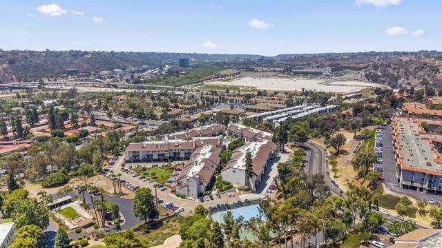 6131 Rancho Mission Rd, San Diego CA: https://media.crmls.org/mediaz/10872ee1-a125-4e05-8974-7226dc9f3409.jpg