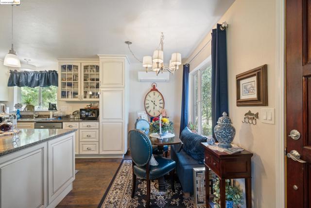 Image 9 of 41 For 2992 Buckboard Rd