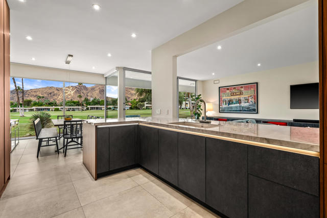 133 Desert Lakes Drive, Palm Springs, CA 92264