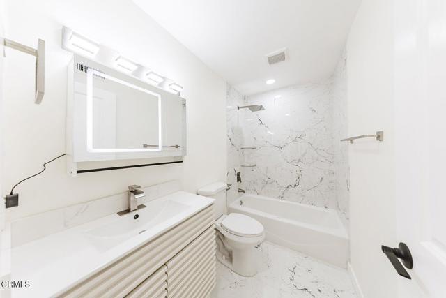 Detail Gallery Image 15 of 24 For 19314 Valerio St, Reseda,  CA 91335 - 3 Beds | 2/1 Baths