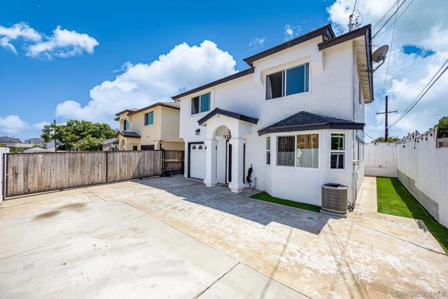 5778 Cumberland St, San Diego CA: https://media.crmls.org/mediaz/1089fd1e-3d0d-4526-9b0c-a4bd1b13f9cc.jpg