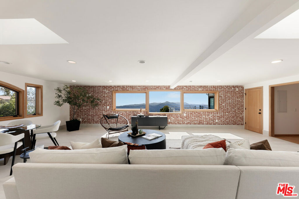MLS #26860837 image #62