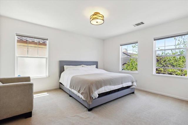 28514 Gulfport Circle, Hayward CA: https://media.crmls.org/mediaz/108b3f48-e6b5-45cb-8273-5ff0d6ee093b.jpg