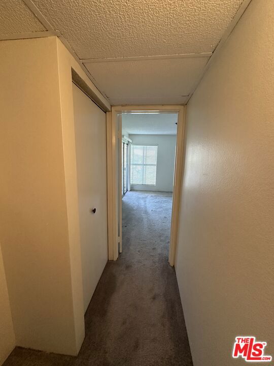 8316 Raintree Circle, Culver City CA: https://media.crmls.org/mediaz/108b9e27-3b0a-4bd9-b575-58177db680c6.jpg