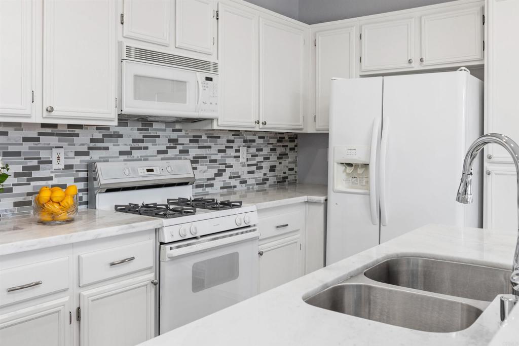10964 Ivy Hill Drive - photo 7