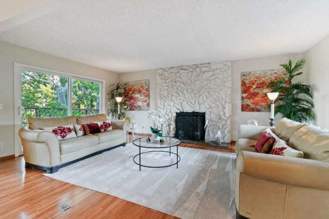 878 Hillcrest Drive, Redwood City CA: https://media.crmls.org/mediaz/108c33c6-87e9-4512-b8cd-647de87aa399.jpg