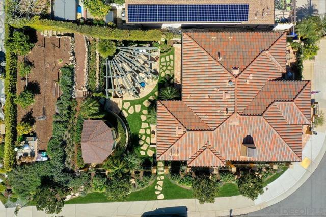 1250 Willow St, San Diego CA: https://media.crmls.org/mediaz/108c5a31-cb89-44f4-838e-7e0f855cffe1.jpg