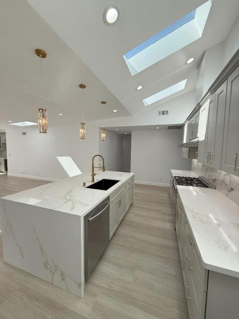 2552 Castleton Drive, San Jose CA: https://media.crmls.org/mediaz/108c5b3f-ad0e-4871-92dd-22a355db0c13.jpg