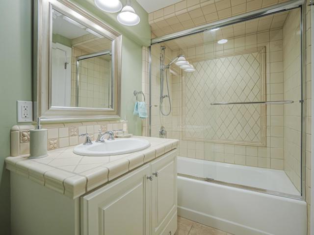 372 Oceanview Drive, La Selva Beach CA: https://media.crmls.org/mediaz/108ca89c-8ac8-4851-8216-28fc80dbbc96.jpg