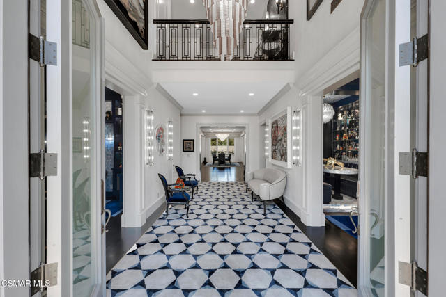 2259 Melford Court, Westlake Village CA: https://media.crmls.org/mediaz/108d230c-e286-4a78-bf60-fd6a171da38c.jpg