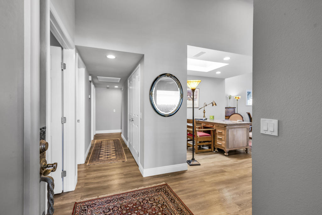 MLS #219137594PS image #3