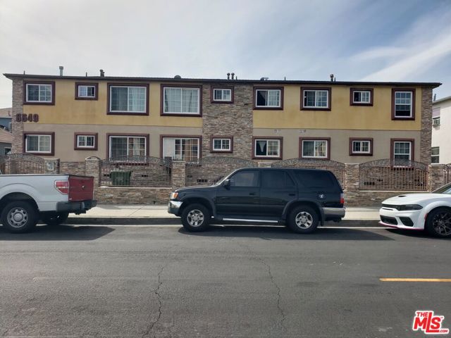 6649 Sepulveda Boulevard, Van Nuys CA: https://media.crmls.org/mediaz/108db1a3-b15e-409d-a5b7-98f2dace04cf.jpg