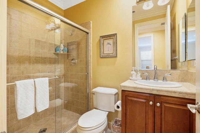 9 Via Santanella, Rancho Mirage CA: https://media.crmls.org/mediaz/108dcc11-f5a5-49eb-bc27-969e92bcab83.jpg