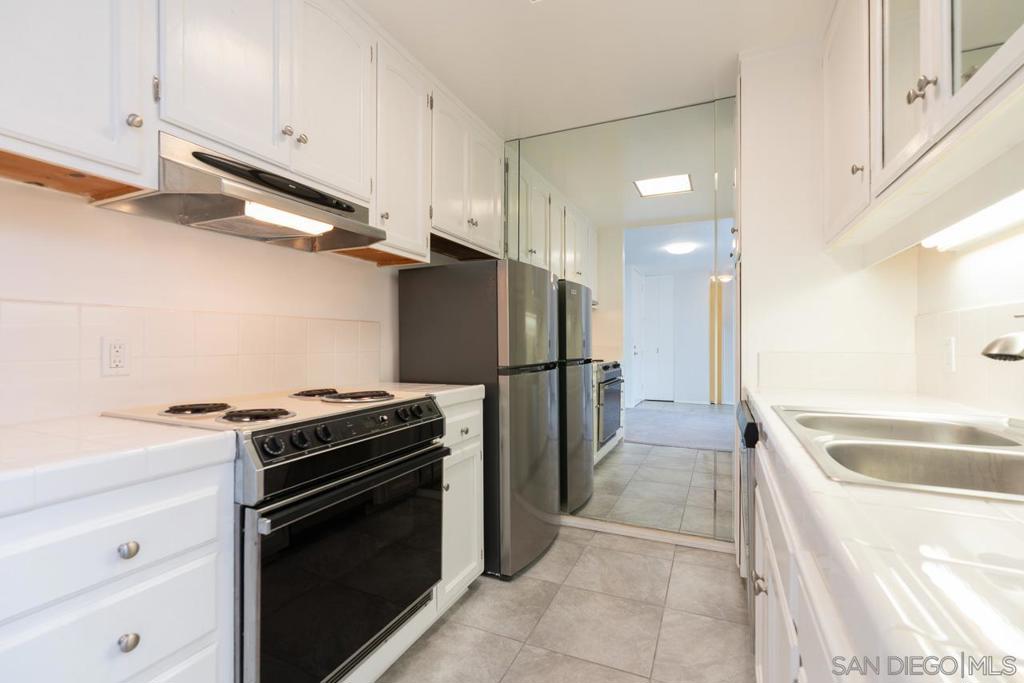6333 La Jolla Blvd. - photo 5