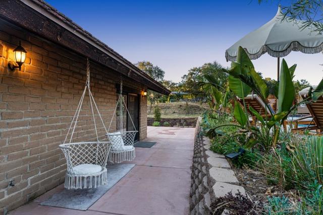 18940 Littlefield Lane, Valley Center CA: https://media.crmls.org/mediaz/108e2df6-82f1-4328-a000-36e119a699d9.jpg